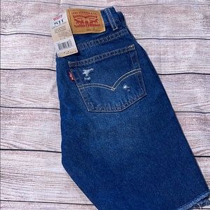 Levi Mid length Girl shorts size 10